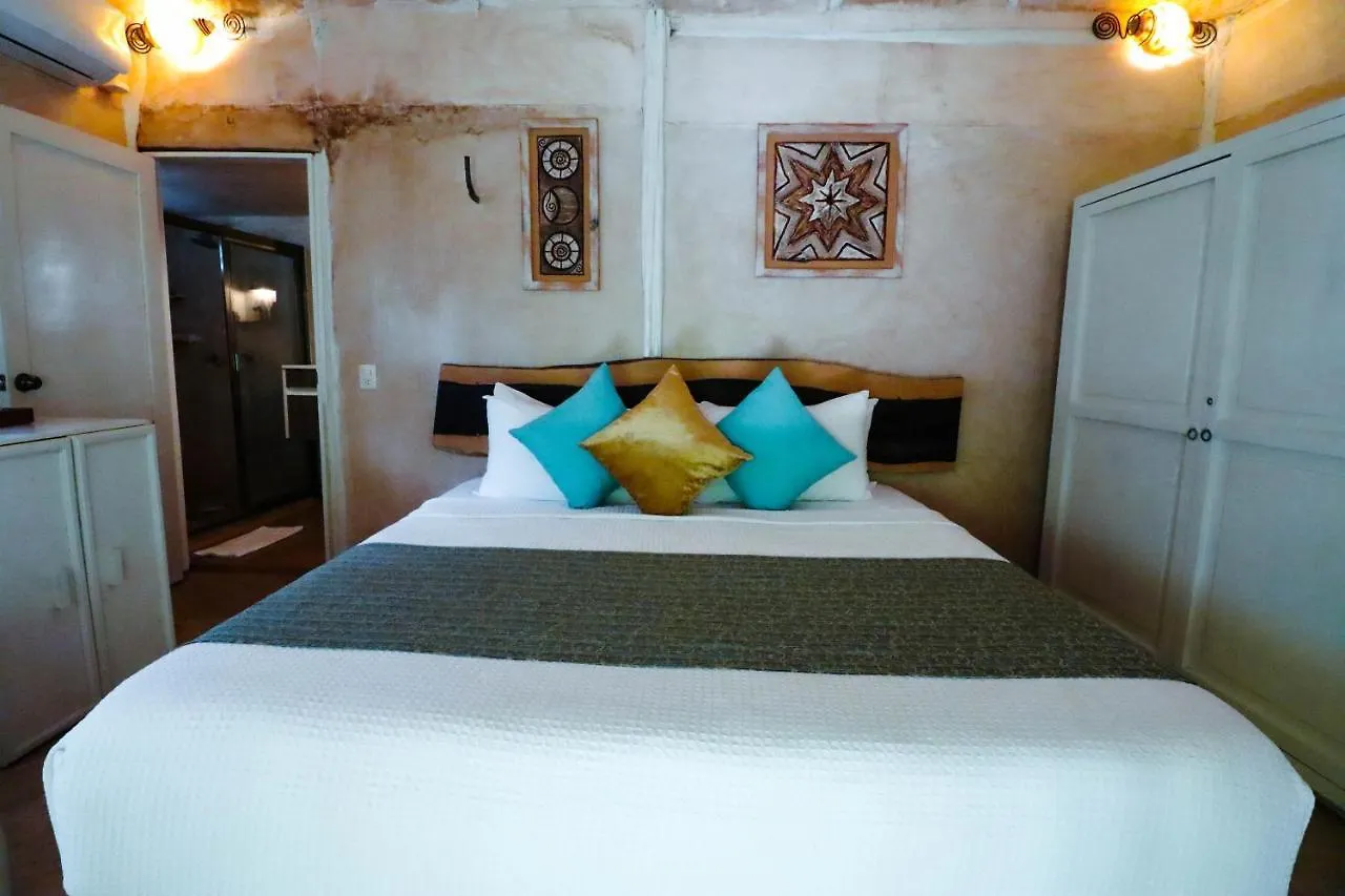**** Hotel Villa Las Estrellas Tulum - Located At The Party Zone Mexico