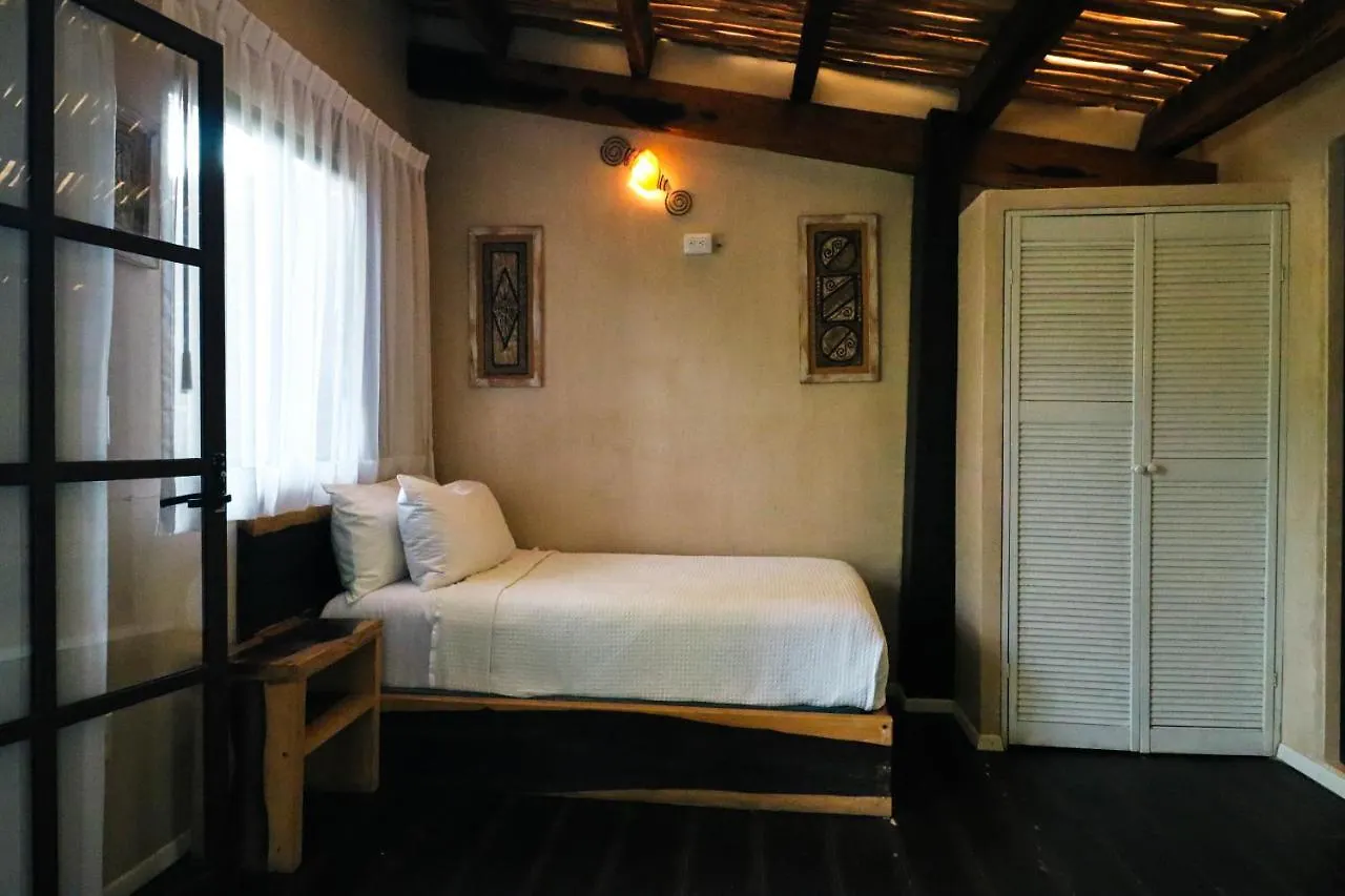 Hotel Villa Las Estrellas Tulum - Located At The Party Zone