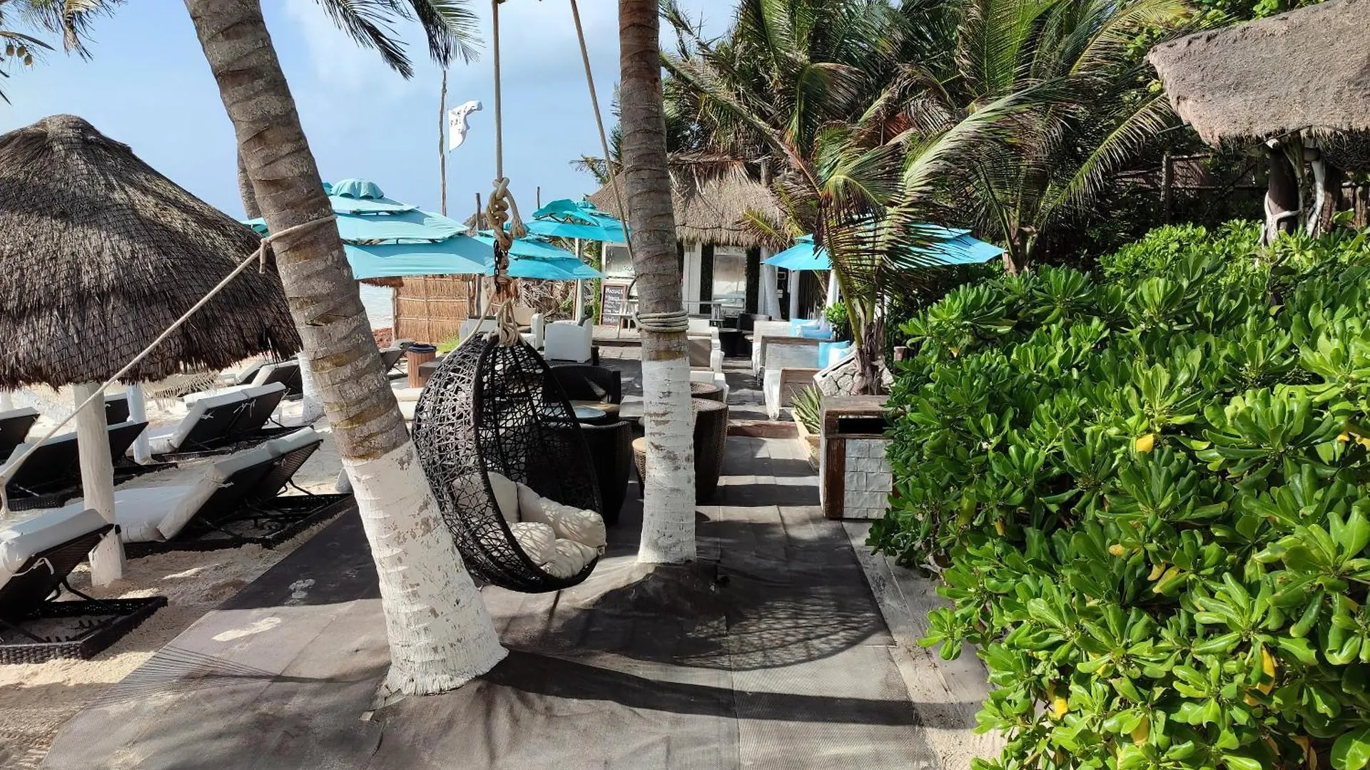 Villa Las Estrellas Tulum - Located At The Party Zone 4*,