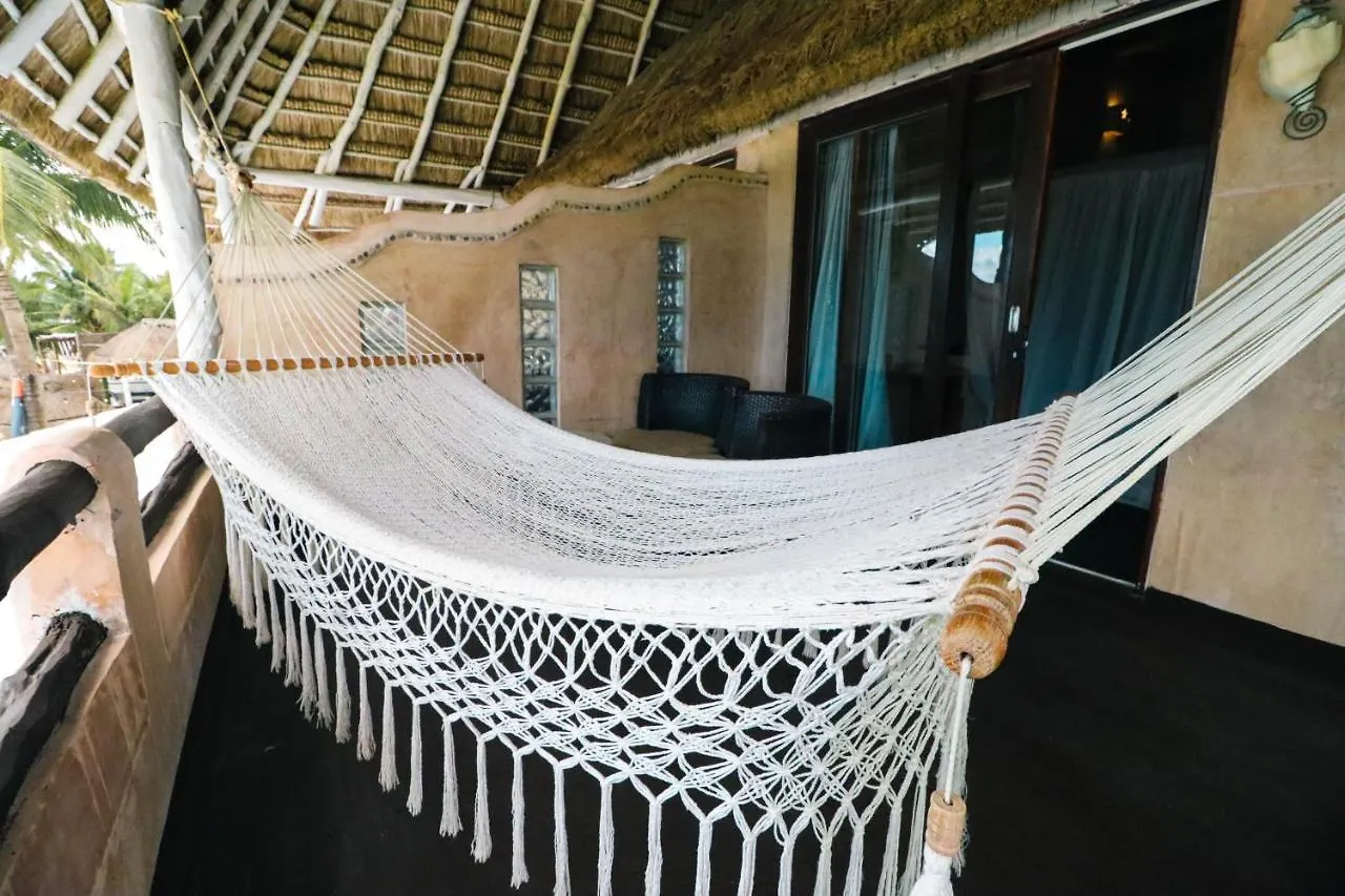 Villa Las Estrellas Tulum - Located At The Party Zone 4*,